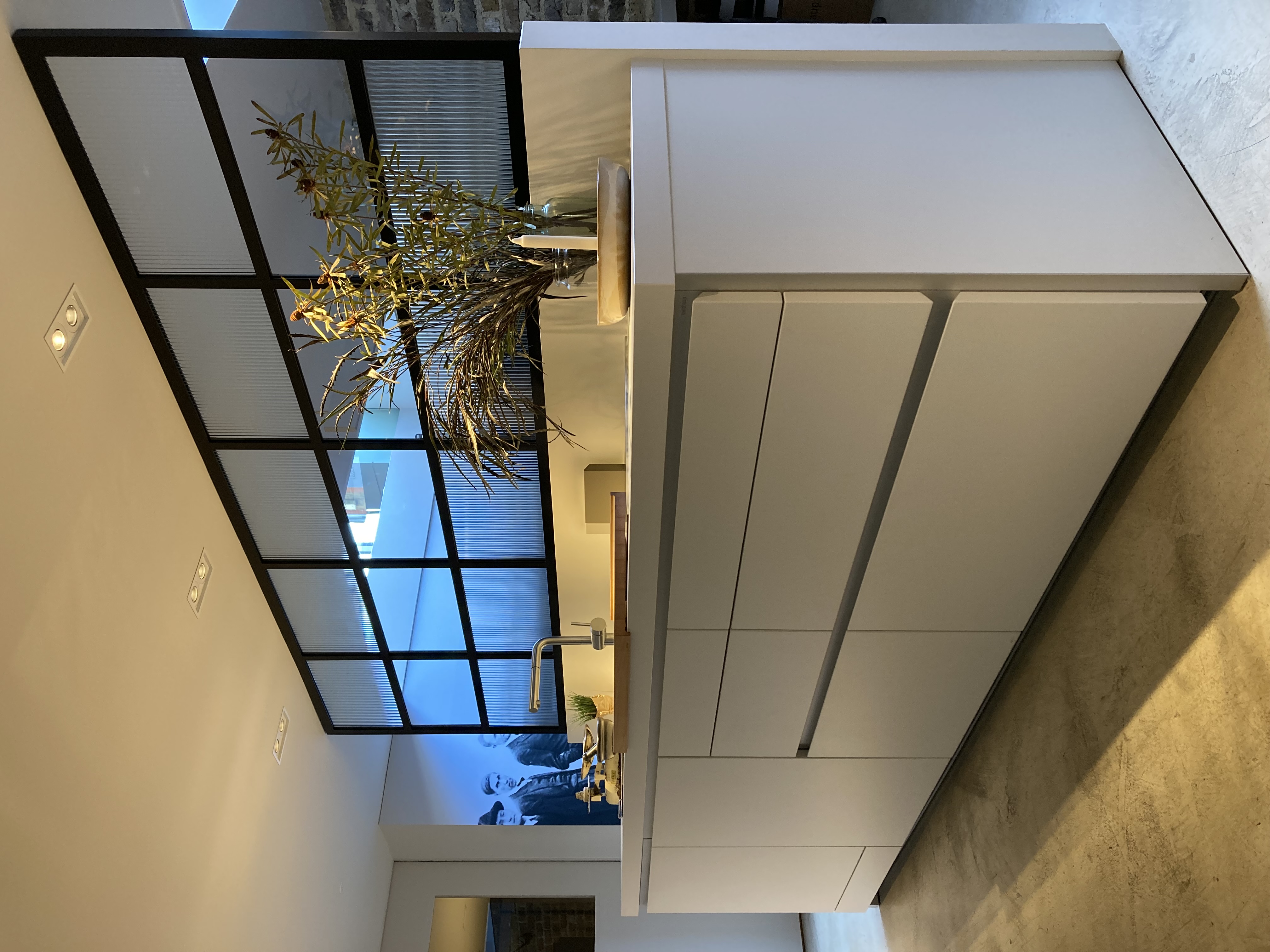 grid image
